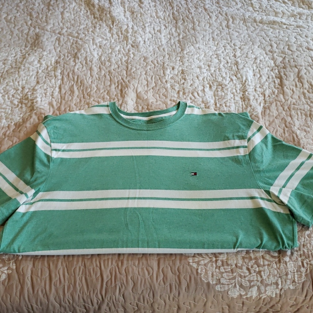 XL Tommy Hilfiger T-shirt